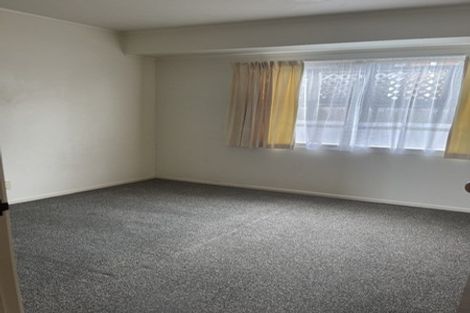 Photo of property in 1/9 Bass Street, West Harbour, Auckland, 0618