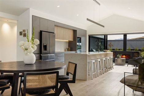 Photo of property in 20 Howden Drive, Jacks Point, 9371