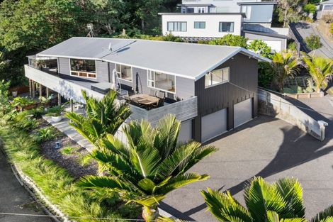 Photo of property in 212 Whites Line East, Waiwhetu, Lower Hutt, 5010