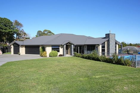 Photo of property in 11 Bernora Crescent, Bombay, 2675