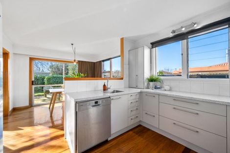 Photo of property in 96 Alfred Street, Blenheim, 7201