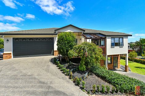 Photo of property in 11 Lamia Place, The Gardens, Auckland, 2105