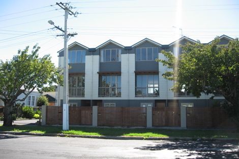 Photo of property in 4/1a Haverstock Road, Sandringham, Auckland, 1025
