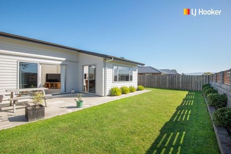 Photo of property in 19 Paterson Road, Mosgiel, 9092