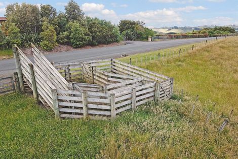 Photo of property in 197 Oyster Point Road, Kaukapakapa, Warkworth, 0984