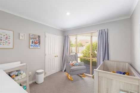 Photo of property in 19 Blighs Road, Strowan, Christchurch, 8052