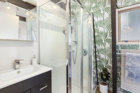 Photo of property in 39a London Road, Korokoro, Lower Hutt, 5012