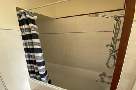 Photo of property in 1/58 Brougham Street, Mount Victoria, Wellington, 6011