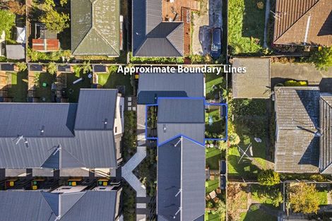 Photo of property in 8/3 Shearer Avenue, Papanui, Christchurch, 8052