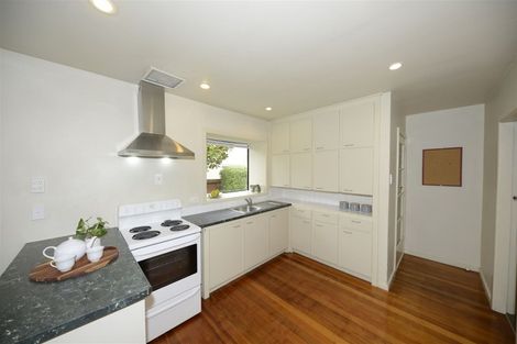 Photo of property in 156 Avonhead Road, Avonhead, Christchurch, 8042