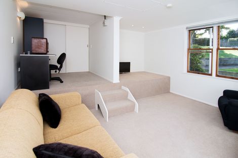 Photo of property in 9 Queen Alexandra Street, Lansdowne, Masterton, 5810