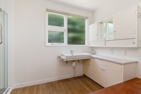 Photo of property in 4 Michael Avenue, Mount Pleasant, Christchurch, 8081