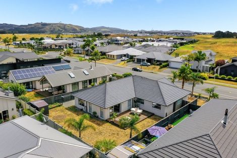 Photo of property in 81 Palm Springs Boulevard, Papamoa Beach, Papamoa, 3118