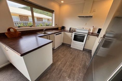 Photo of property in 67 Moana View Road, Waikawa, Picton, 7220