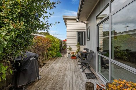 Photo of property in 2/18 Victoria Avenue, Whakatane, 3120