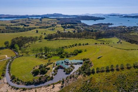 Photo of property in 10 Rangitane Road, Kerikeri, 0294