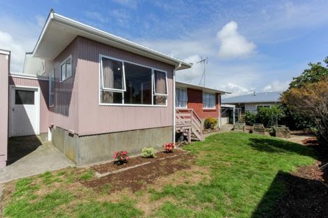 Photo of property in 4 Parsons Street, Vogeltown, New Plymouth, 4310