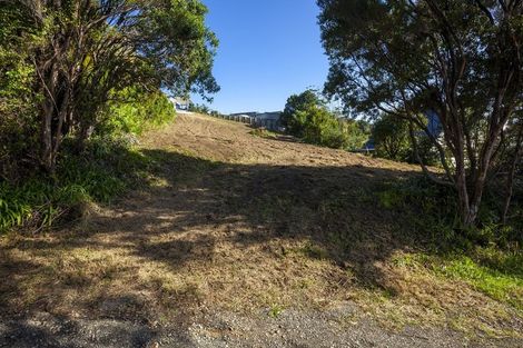 Photo of property in 12 Nancy Wake Place, Cable Bay, 0420