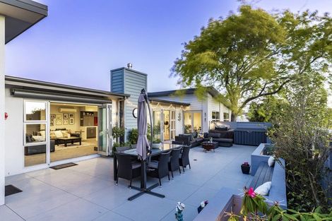 Photo of property in 2 Hemingway Place, Spencerville, Christchurch, 8083