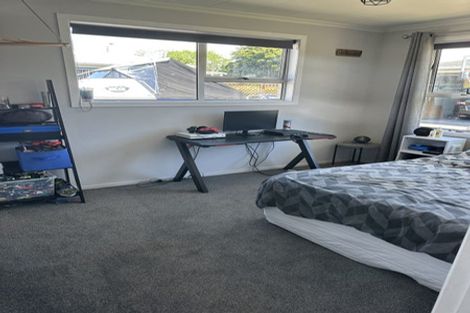 Photo of property in 31 Hutchins Street, Waitara, 4320