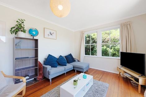 Photo of property in 104 Sidlaw Street, Strathmore Park, Wellington, 6022