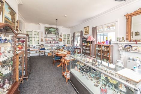 Photo of property in 9 Great North Road, Saint Johns Hill, Whanganui, 4501