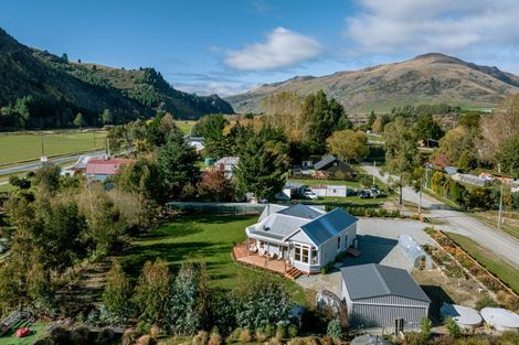 Photo of property in 19 Hythe Street, Athol, 9793