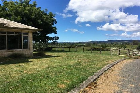 Photo of property in 235 Jesmond Road, Karaka, Drury, 2578