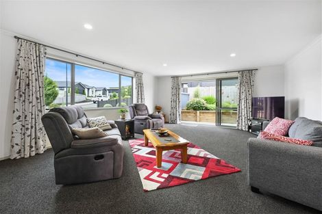 Photo of property in 7 Whanau Avenue, Baverstock, Hamilton, 3200