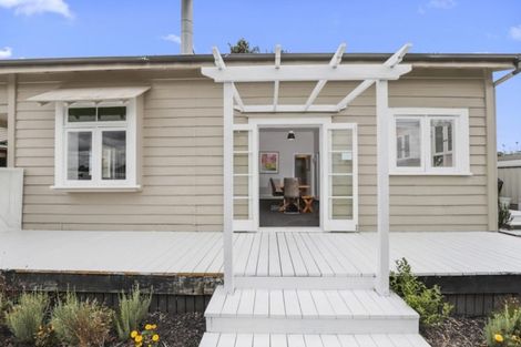 Photo of property in 3 Sale Street, Ross, 7812