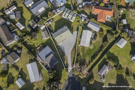 Photo of property in 7 Hicks Place, Cooks Beach, Whitianga, 3591