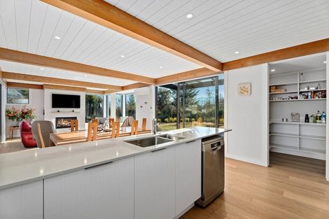 Photo of property in 168a Beacon Point Road, Wanaka, 9305