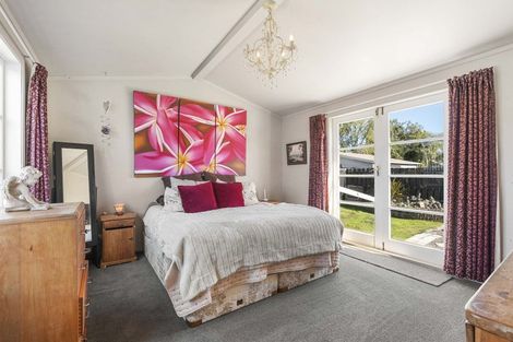 Photo of property in 4 Humphries Street, Greytown, 5712