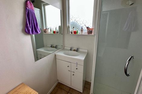 Photo of property in 3/289 Swanson Road, Ranui, Auckland, 0612