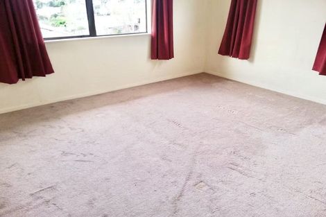 Photo of property in 1/67 Trias Road, Totara Vale, Auckland, 0629