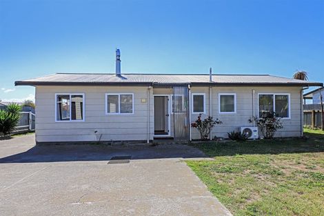 Photo of property in 347 Flaxmere Avenue, Flaxmere, Hastings, 4120