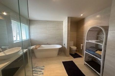 Photo of property in 46 Hattaway Avenue, Bucklands Beach, Auckland, 2012