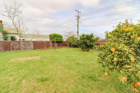 Photo of property in 2 Poutini Street, Whanganui East, Whanganui, 4500