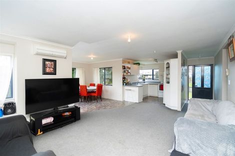 Photo of property in 27 Penney Green, Nawton, Hamilton, 3200