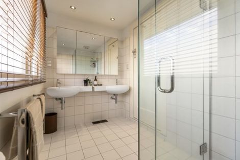 Photo of property in 21 Rattray Street, Devonport, Auckland, 0624