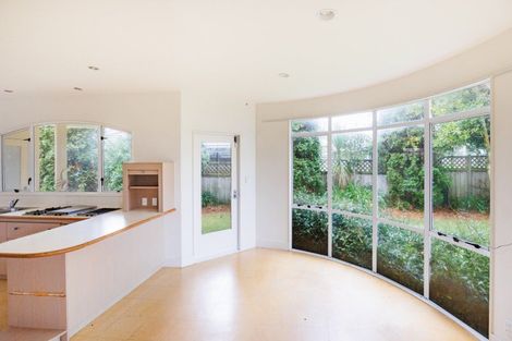 Photo of property in 5 Balcairn Place, Terrace End, Palmerston North, 4410