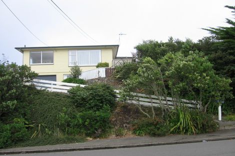 Photo of property in 7 Trebann Street, Paparangi, Wellington, 6037