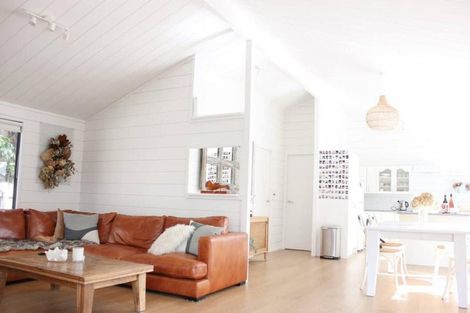 Photo of property in 4 Beach Road, Manly, Whangaparaoa, 0930