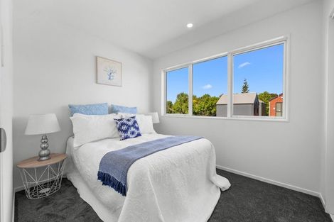 Photo of property in 111 Tributary Parade, Karaka, 2578