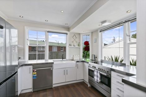 Photo of property in 27a Ebdentown Street, Ebdentown, Upper Hutt, 5018