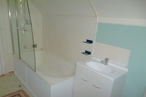 Photo of property in 28 Duncan Terrace, Kilbirnie, Wellington, 6022