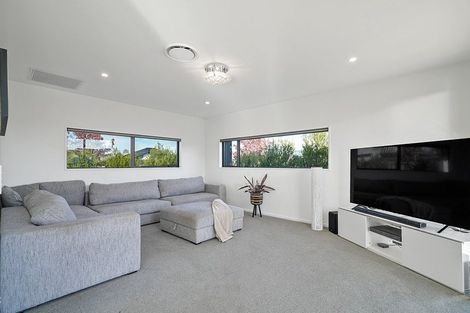 Photo of property in 43 Billington Drive, Halswell, Christchurch, 8025