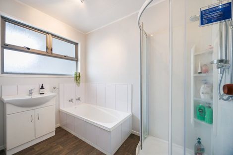 Photo of property in 30 Kennedy Avenue, Feilding, 4702