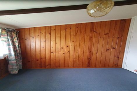 Photo of property in 12 Stirling Street, Levin, 5510