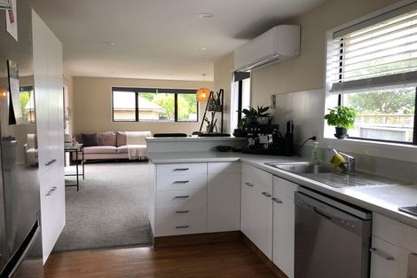 Photo of property in 20 Sawtell Place, Northcote, Christchurch, 8052